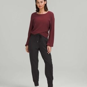 NWT Lululemon Ready to Fleece High Rise Jogger Size 4 in Heathered Black